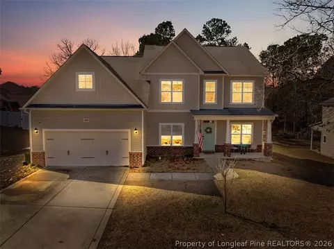 189 Birch Ave, Spring Lake, NC 28390