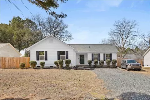130 Pecan Ln, Aberdeen, NC 28315