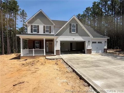 5720 Brooks Tree Ct, Fayetteville, NC 28311