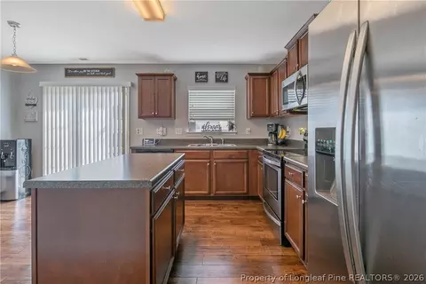 Kitchen - 340 Battery Way, Bunnlevel, NC 28323 photo 4 of 4