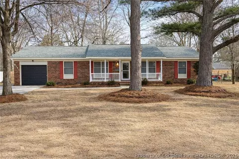 6377 Lake Traill Dr, Fayetteville, NC 28304