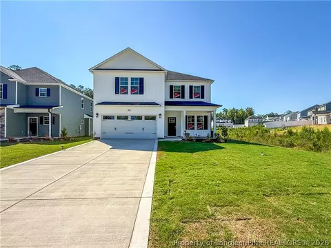 3899 Blackhills Rd, Fayetteville, NC 28311