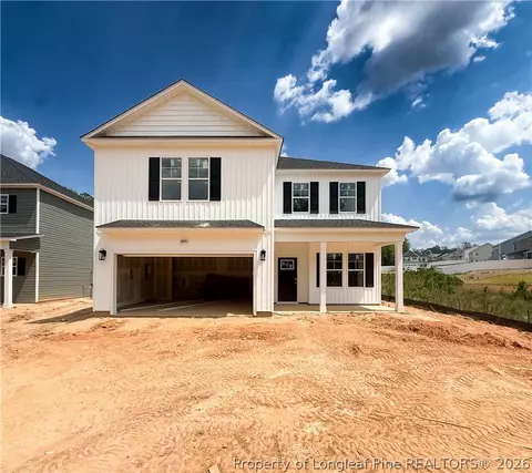 3899 Blackhills Rd, Fayetteville, NC 28311