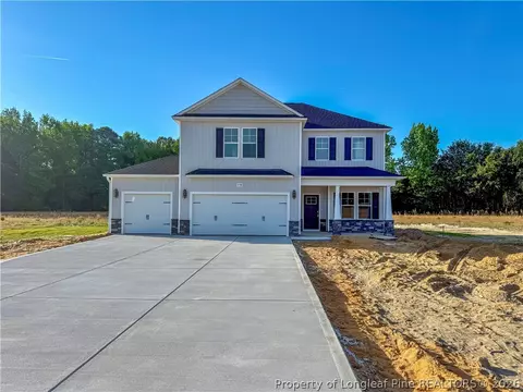 3358 Madelyn Dr, Wade, NC 28395