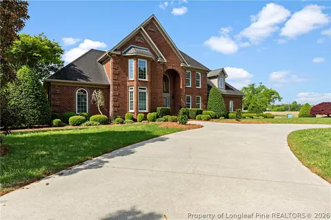 101 Kingsway Dr, Dunn, NC 28334