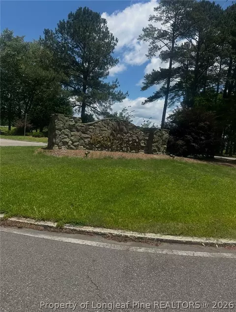 355 Marigold Ln, Vass, NC 28394