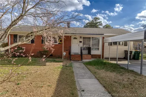 1108 E 10th St, Lumberton, NC 28358
