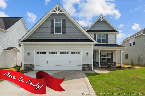 284 Marlborough St, Raeford, NC 28376