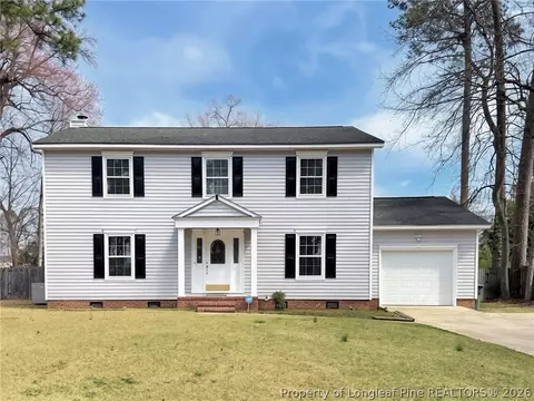 218 Viking Rd, Fayetteville, NC 28303