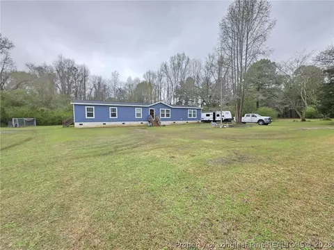 64 Horseshoe Rd, Autryville, NC 28318