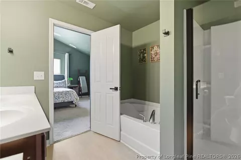 Bath - 334 Crane Way, Bunnlevel, NC 28323 photo 5 of 6