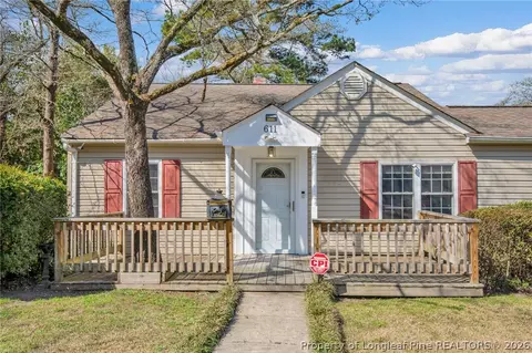 611 Glenville Ave, Fayetteville, NC 28303