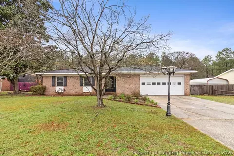 6933 Timbercroft Ln, Fayetteville, NC 28314