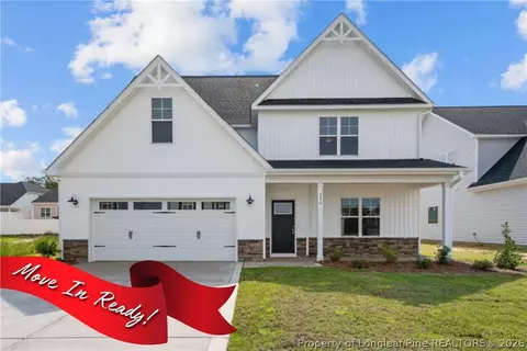 294 Marlborough St, Raeford, NC 28376
