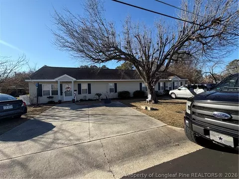 1502 Pine St N, Lumberton, NC 28358