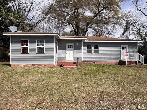 5008 Gavins St, Fayetteville, NC 28303