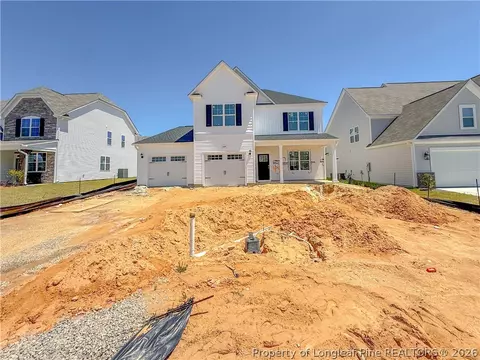 204 Marlborough St, Raeford, NC 28376