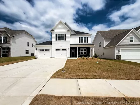 204 Marlborough St, Raeford, NC 28376