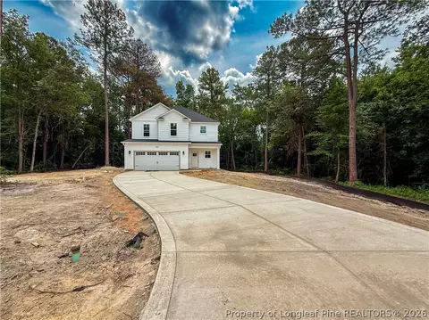 5401 Tall Timbers Dr, Fayetteville, NC 28311