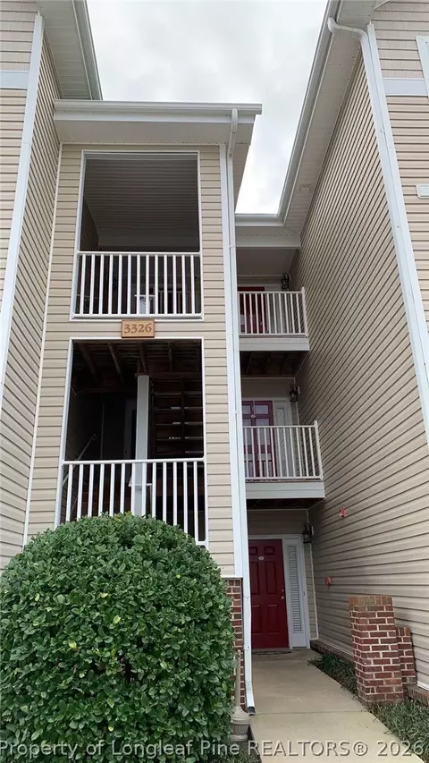 3326 Harbour Pointe Pl #8, Fayetteville, NC 28314