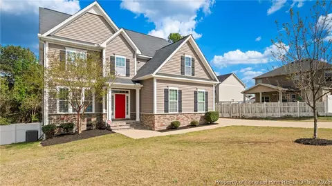 40 Charter St, Cameron, NC 28326