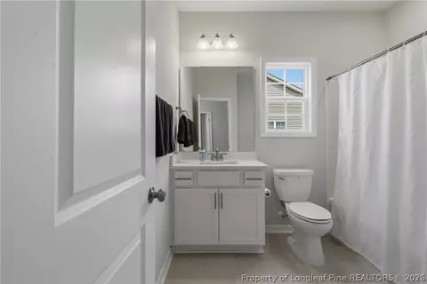 Bath - 127 Knotts Berry Rd, Bunnlevel, NC 28323 photo 1 of 2
