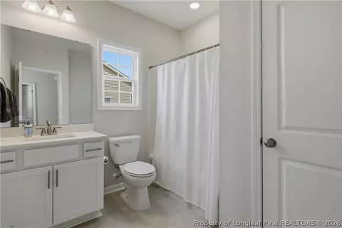 Bath - 127 Knotts Berry Rd, Bunnlevel, NC 28323 photo 2 of 2
