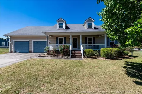 5262 Marvin Dr, Spring Lake, NC 28390