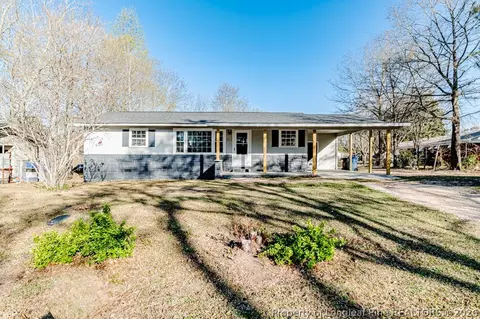 1004 Sommers St, Sanford, NC 27330