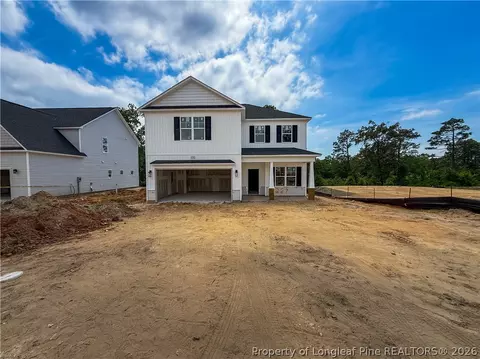 352 Brickendon Ln, Raeford, NC 28376