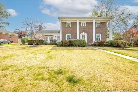 2709 Fordham Dr, Fayetteville, NC 28304