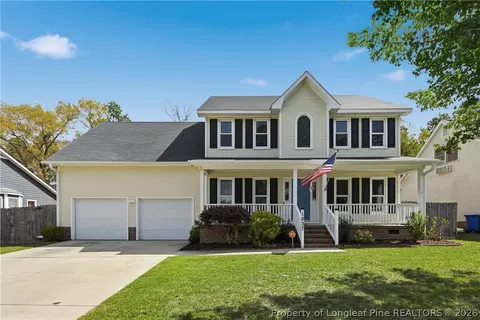 1837 Nuthatch Rd, Fayetteville, NC 28304