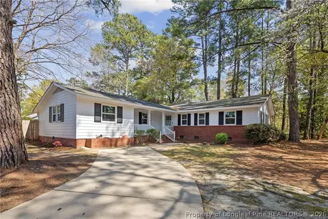 4196 Cliffdale Rd, Fayetteville, NC 28303