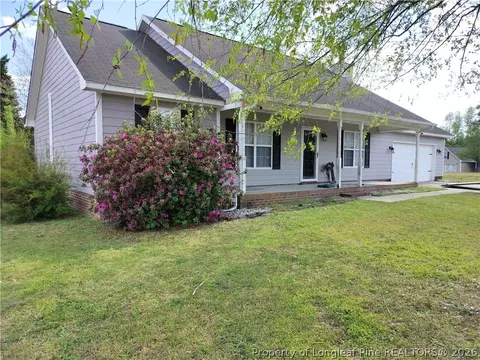 103 Kingsberry Ct, Raeford, NC 28376