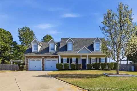206 Blacksmith Ln, Raeford, NC 28376