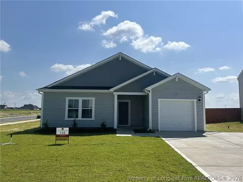 111 Portrush Ln, Raeford, NC 28376