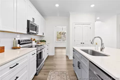 Kitchen - 712 Bald Eagle Dr, Vass, NC 28394 photo 4 of 4