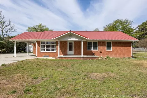 344 S 4th St, Saint Pauls, NC 28384