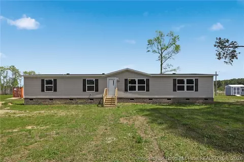 1235 Martin Rd, Saint Pauls, NC 28384