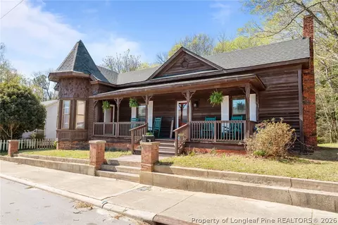 206 Dowd St, Carthage, NC 28327