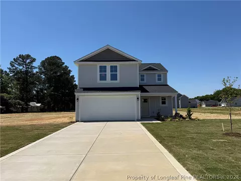 102 Baxley Dr, Dunn, NC 28334