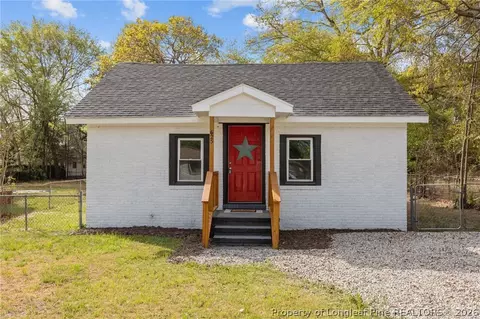 625 Eva Cir, Spring Lake, NC 28390