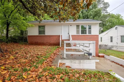 311 Stuart Ave, Fayetteville, NC 28301