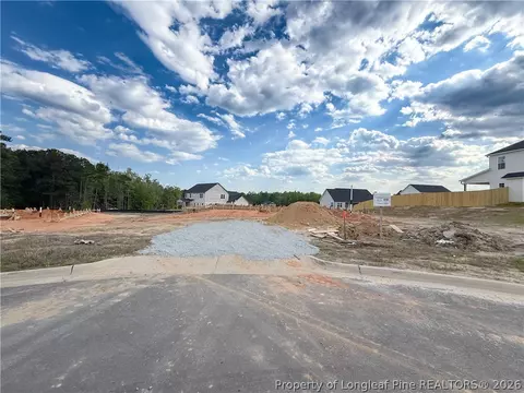 505 Dawn Flower Ct, Fayetteville, NC 28311