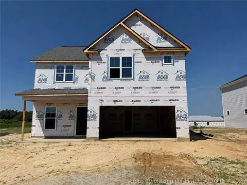 561 Ashley Heights Dr, Aberdeen, NC 28315