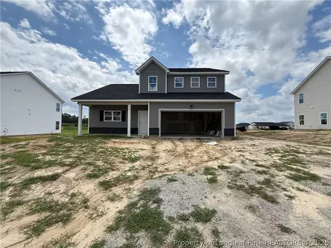 547 Ashley Heights Dr, Aberdeen, NC 28315
