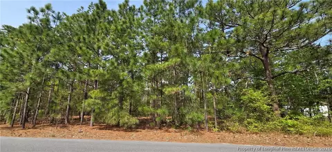 624 Cressida Dr, Fayetteville, NC 28311
