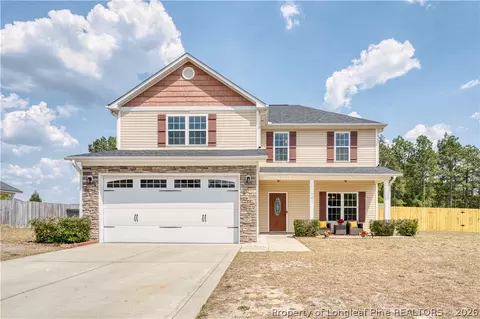 2237 Sir Michael Dr, Hope Mills, NC 28348