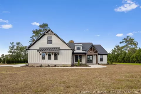3729 Riverhill Dr, Fayetteville, NC 28306