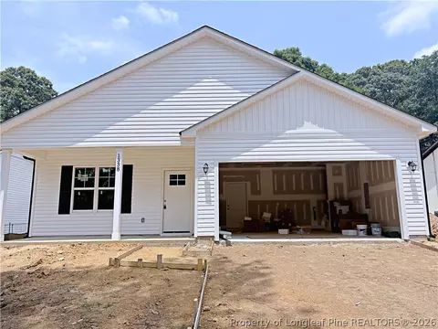 1338 Worstead Dr, Fayetteville, NC 28314